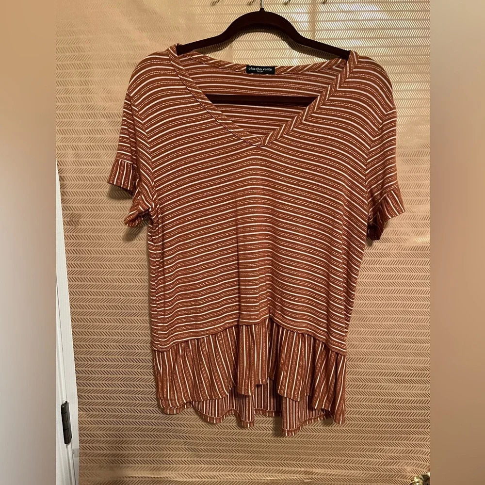 CHA CHA VENTE~BLOUSE~PEPLUM HEM~LG
